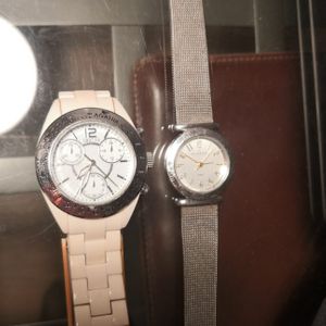 Deux montres