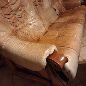 Canapé + 2 fauteuils (mauvais état)
