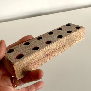 Objet en bois, 17 cm de long (pour crayons ?)