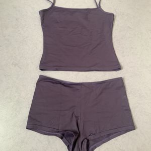Pyjama taille 34 violet foncé 