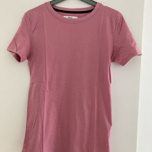 T-shirt rose  neuf 