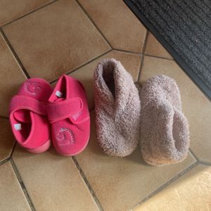 Paire de chaussons filles