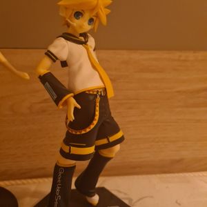 Figurine vocaloid Len