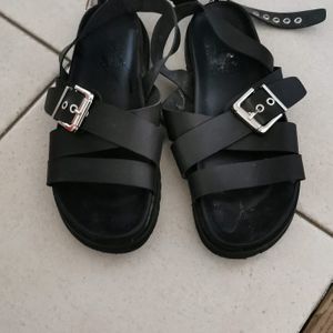 Sandale 