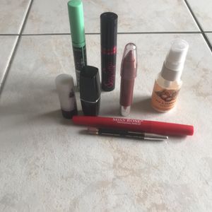 Lot maquillages 