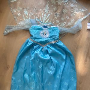 Costume Elsa 5/6 ans 