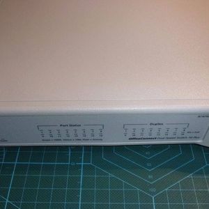 Switch 3Com OfficeConnect Dual Speed - 3C16972B