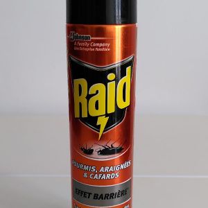 Spray anti-nuisibles (fourmis, araignées, cafards)