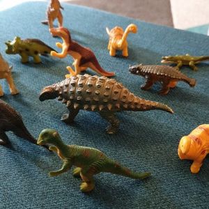 Lot dinosaures