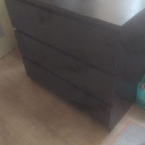 Commode IKEA Malm 3 tiroirs noire 
