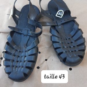 Chaussure taille 43