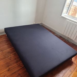 Sommier / chaise / matelas