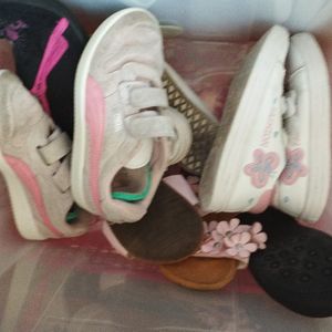 Lot chaussures fille pointure 29 