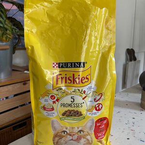 Croquettes pour chat Friskies