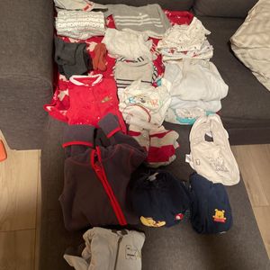 Lot vêtements bébé 