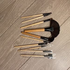Pinceaux maquillage / makeup brushes 
