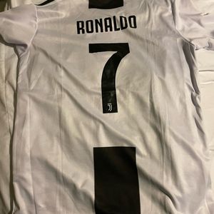 Teeshirt de football Juventus Ronaldo