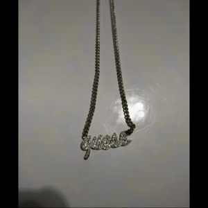 Collier guess