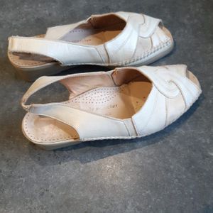 Sandales cuir taille 38