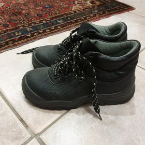 Donne chaussure sécurité taille 37