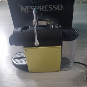 Machine nespresso HS
