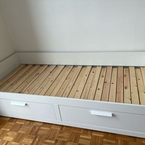 Lit Brimnes IKEA blanc + matelas