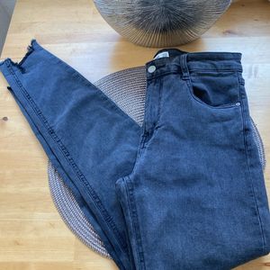 Jean Pull&Bear taille 38 