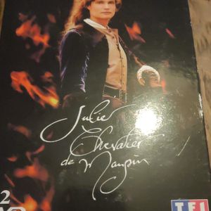 DVD Julie chevalier de Mangin 
