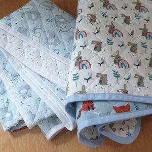 Lot 2 couvertures pour bébé 