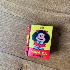 Petit livre Mafalda en espagnol 