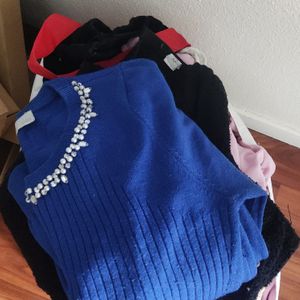 Des sac de vêtements 