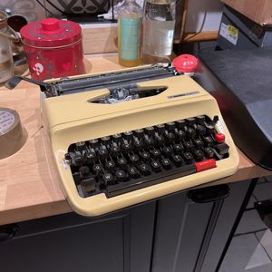 Machine à écrire 
