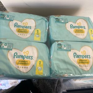 Couches Pampers taille 1 