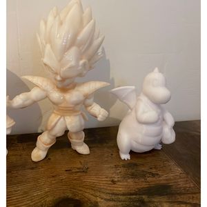 Figurines Pokémon/ Dragon ball z