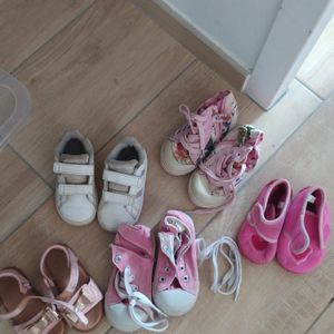 Lot Chaussures enfants