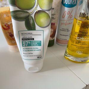 Lot produits cosmétiques 