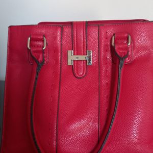 Sac à main rouge