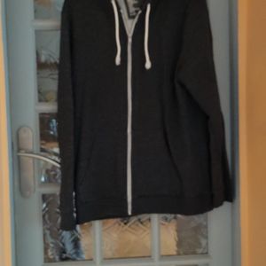 Sweat capuche homme taille L 