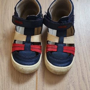 Sandales kickers pointure 27
