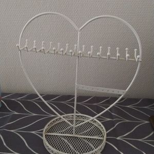 Accroche bijoux