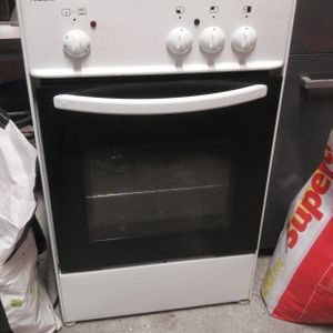 Cuisinière électrique plaques vitro