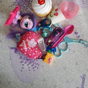 Lot petits jouets