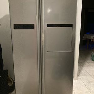 Réfrigérateur congélateur Samsung à réparer