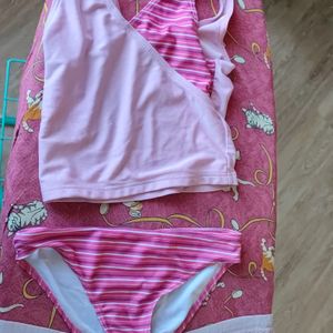 Donne maillot bain enfant 