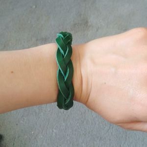 Bracelet tressé en cuir