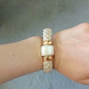 Bracelet en liège. 