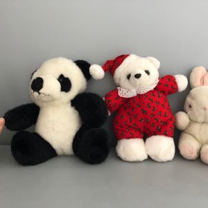 Panda, ours de Noël et lapin blanc