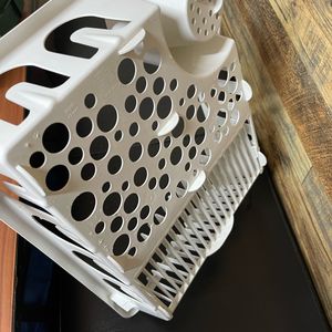 Dish dryer