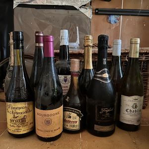 Lot de bouteilles alcool