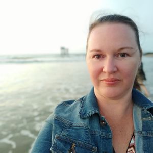 Sandrine  M.
